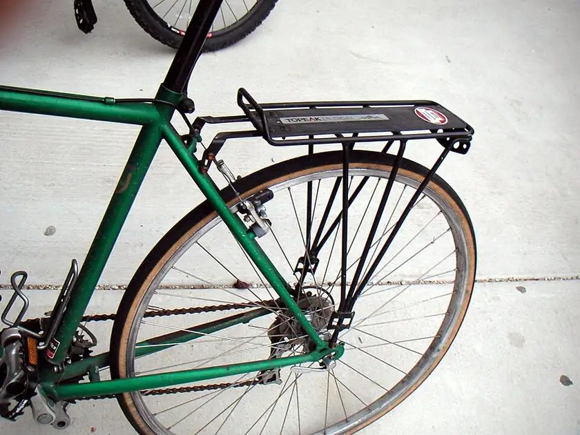 Gepaecktraeger: ZOOYAUE Mountainbike Gepaecktraeger am Mountainbike